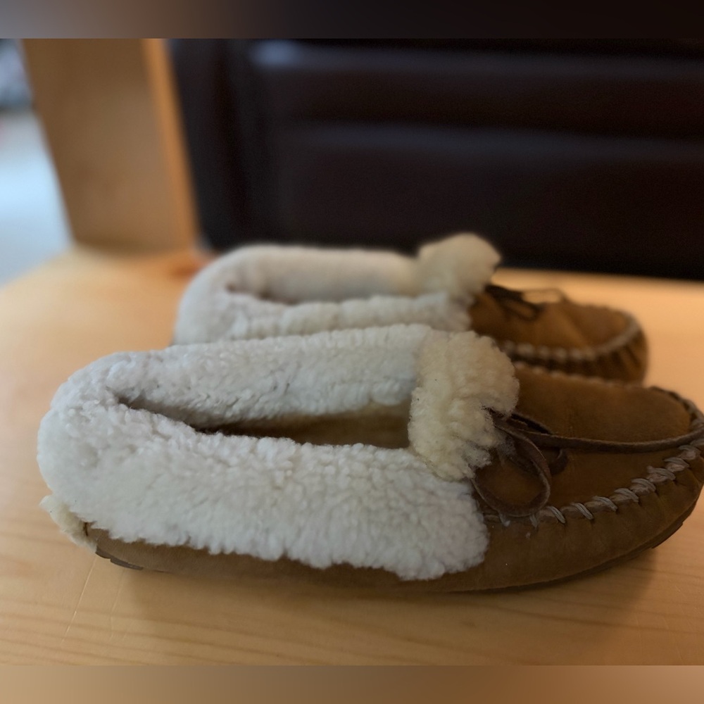 l.l.b. slippers